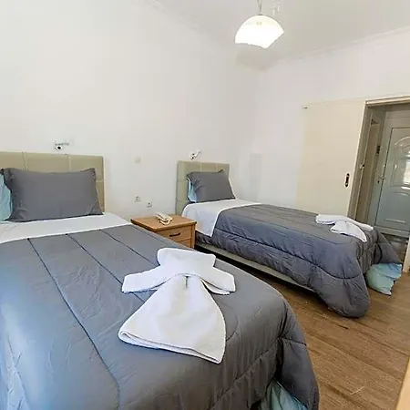 Lodos Szálloda